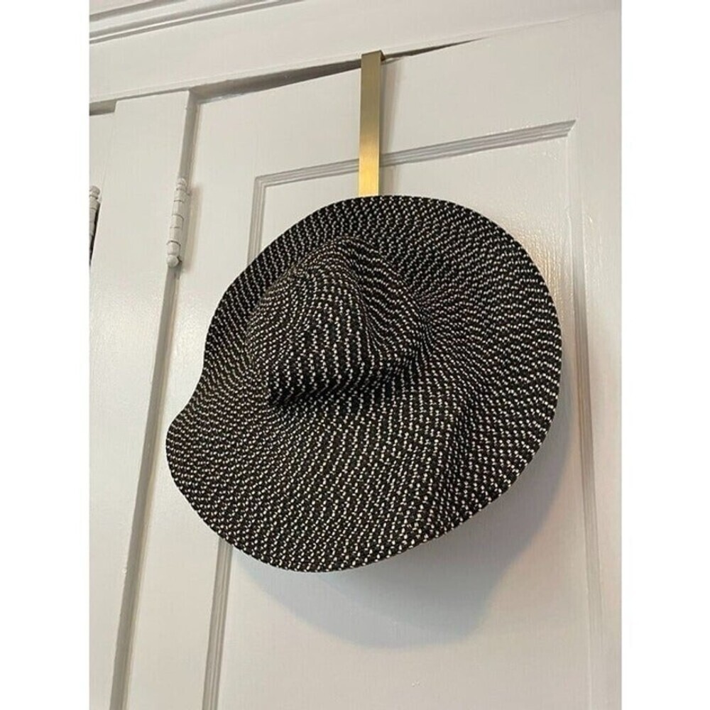 Old Navy Women's Size Large -XL Black & White Floppy Beach Hat